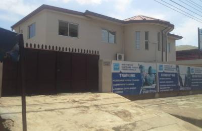 9 BEDROOM HOUSE FOR SALE AT ASYLUM DOWN