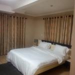 Serviced Furnished 3Bedroom Apartment@ West Airport