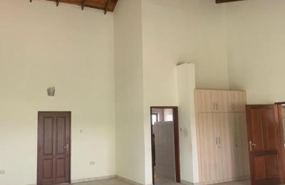 5Bedroom House@ achimota golf hill