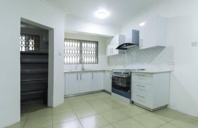 4Bedroom House@ cantonmeny