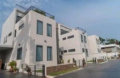 4Bedroom Townhouse@ Airport