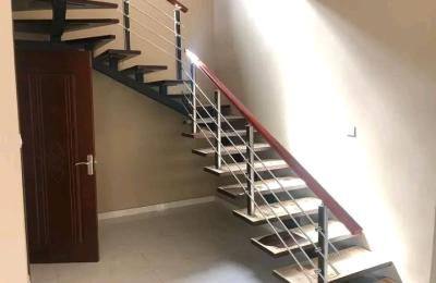 Luxurous 5Bedroom House@ Mempasem