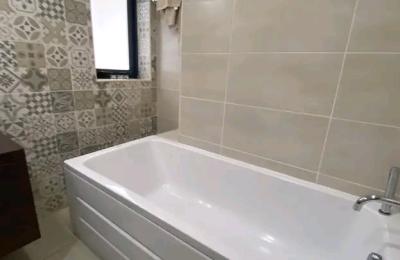 Luxurous fully furnished 2 Bedroom apartment@ cantonmeny
