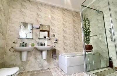 Luxury 4Bedroom Townhouse@ Cantonment