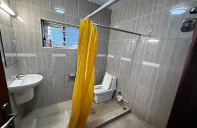 3Bedroom Apartment@ Adjringanor