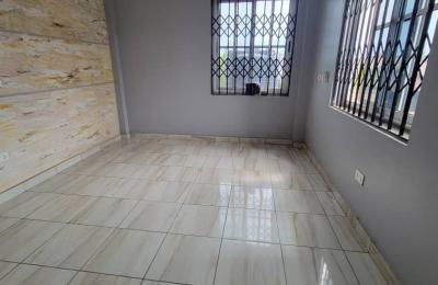 2Bedroomn apartmrnt@ tseaddo