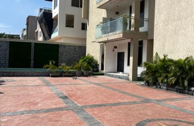 Executive 2 Bedroom Spartment@ East Airpoet