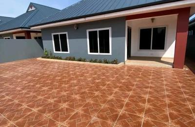 3bedroom house@ botwe