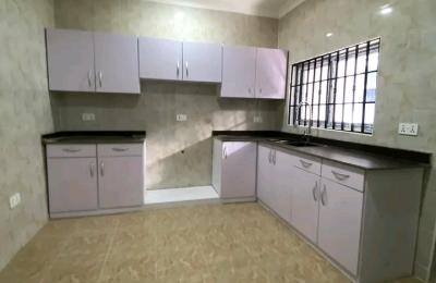 3bedroom house@ botwe