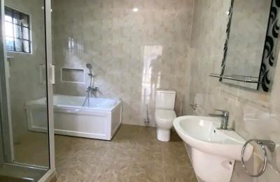 3bedroom house@ botwe