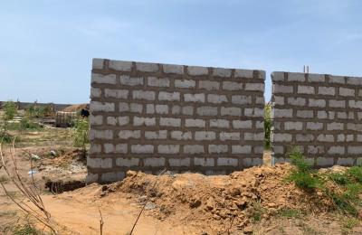 ULTRA-MODERN HALF PLOT // TITLED DOCUMENTS @ TEMA COMMUNITY 25