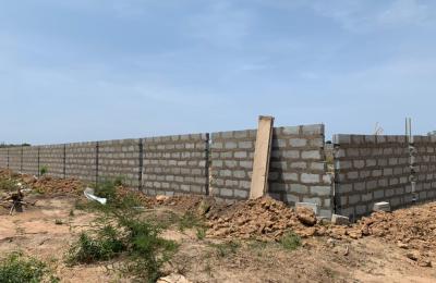 ULTRA-MODERN HALF PLOT // TITLED DOCUMENTS @ TEMA COMMUNITY 25