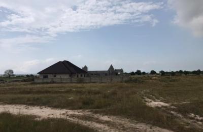 IDEAL LOCATION // ESTATE LANDS AT DAHWENYA