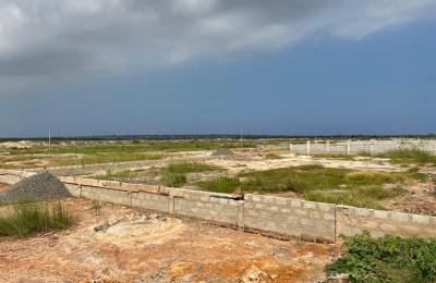 AUTHENTIC PACKAGES ON FULL PLOTS @ TEMA COMMUNITY 25 DEVTRACO