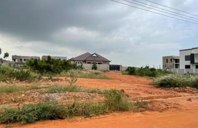 MODERN DEMARCATED REAL ESTATE PLOTS @ TEMA COMMUNITY 25 DEVTRACO