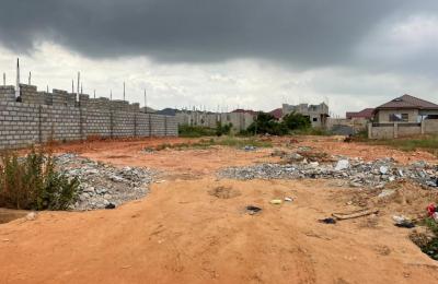 MODERN DEMARCATED REAL ESTATE PLOTS @ TEMA COMMUNITY 25 DEVTRACO